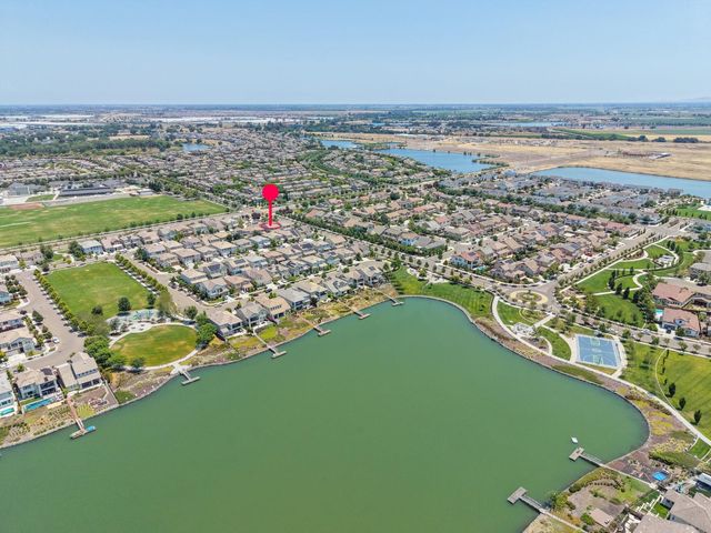 18173 Broadwell Ct, Lathrop, CA 95330