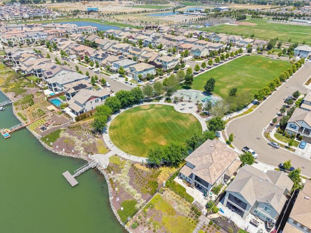 18173 Broadwell Ct, Lathrop, CA 95330