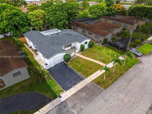 3940 NW 47th Ave, Lauderdale Lakes, FL 33319