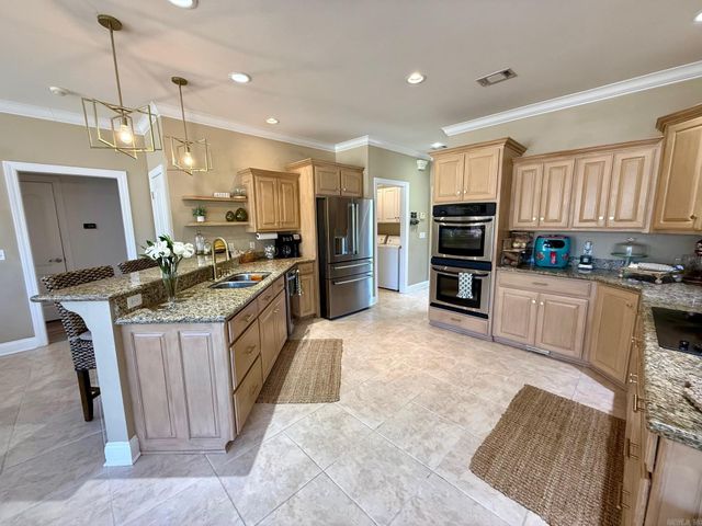 179 Chinook Drive, Hot Springs, AR 71913