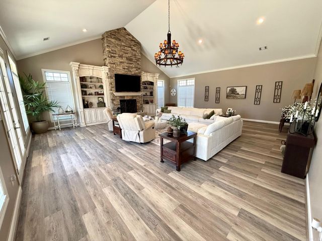 179 Chinook Drive, Hot Springs, AR 71913