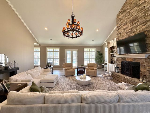 179 Chinook Drive, Hot Springs, AR 71913