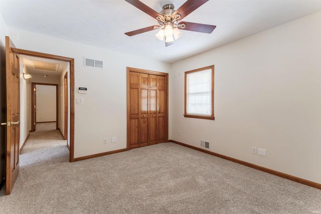 110 W Mount Pleasant Road, Evansville, IN 47711