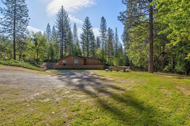 3830 Dogwood Pass Rd, Mokelumne Hill, CA 95245