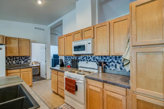 3830 Dogwood Pass Rd, Mokelumne Hill, CA 95245