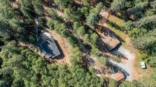 3830 Dogwood Pass Rd, Mokelumne Hill, CA 95245