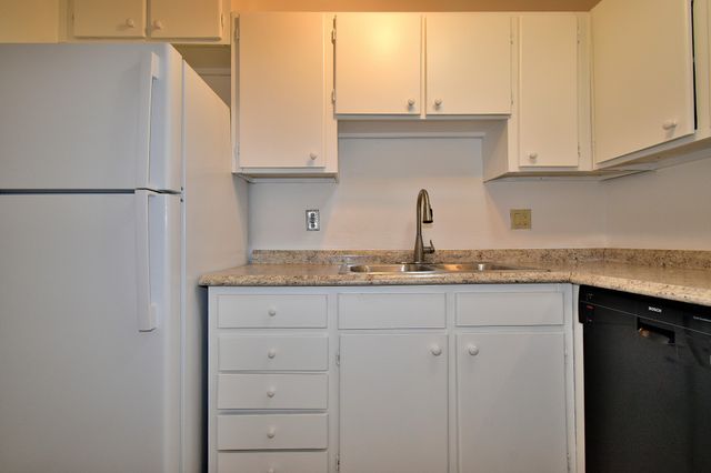 155 Calle Ojo Feliz P, Santa Fe, NM 87505