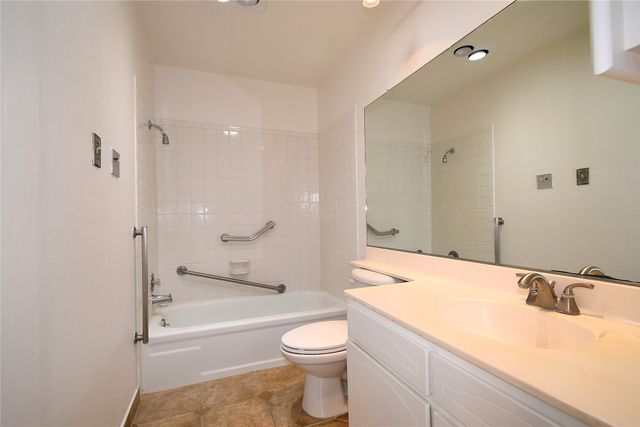 155 Calle Ojo Feliz P, Santa Fe, NM 87505
