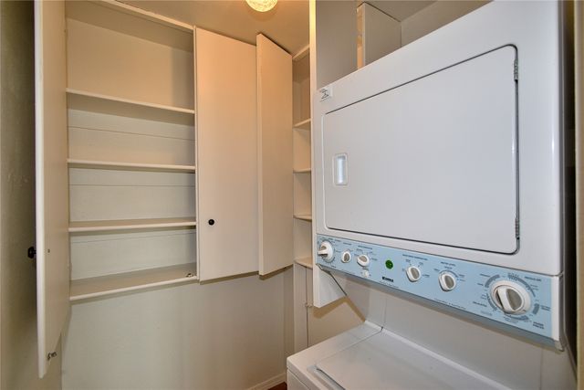 155 Calle Ojo Feliz P, Santa Fe, NM 87505