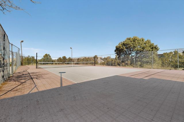 155 Calle Ojo Feliz P, Santa Fe, NM 87505
