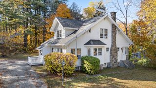 62 Maple St, West Boylston, MA 01583