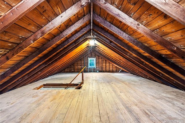 1550 Main Road, Jamesport, NY 11901