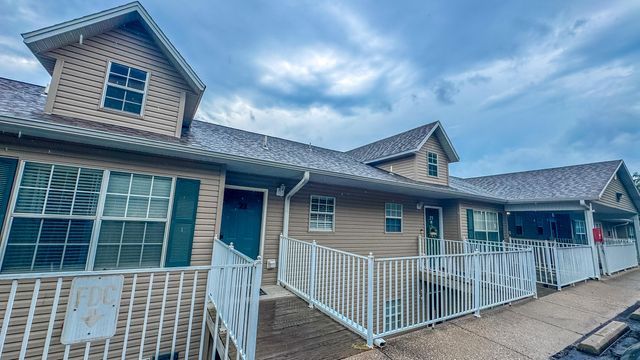 32 Golfshores Drive Apt 23, Branson, MO 65616