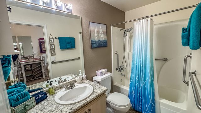 32 Golfshores Drive Apt 23, Branson, MO 65616