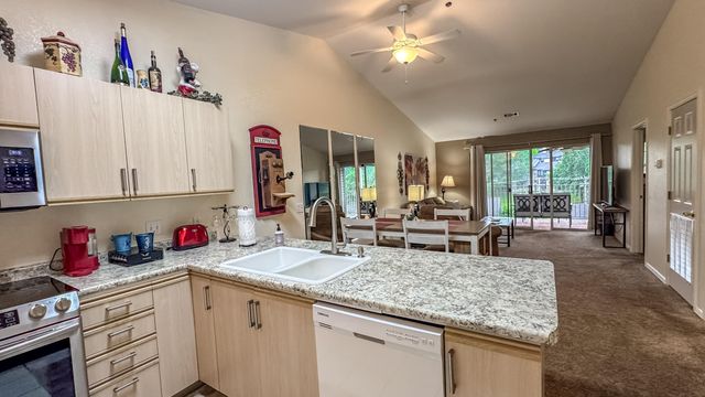 32 Golfshores Drive Apt 23, Branson, MO 65616