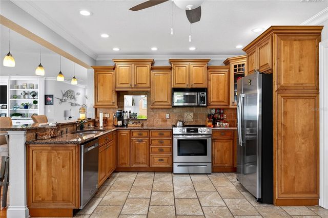 2540 E BAY ISLE DRIVE SE, St Petersburg, FL 33705