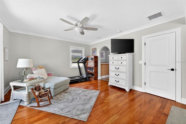 2540 E BAY ISLE DRIVE SE, St Petersburg, FL 33705