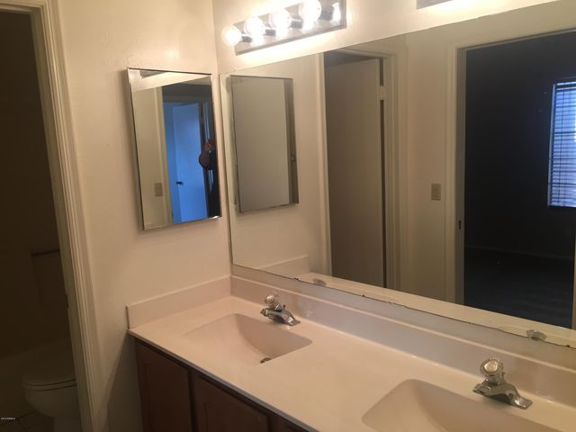 7705 W San Miguel Avenue, Glendale, AZ 85303