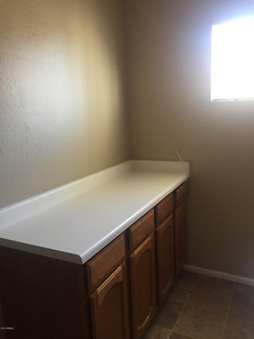 7705 W San Miguel Avenue, Glendale, AZ 85303