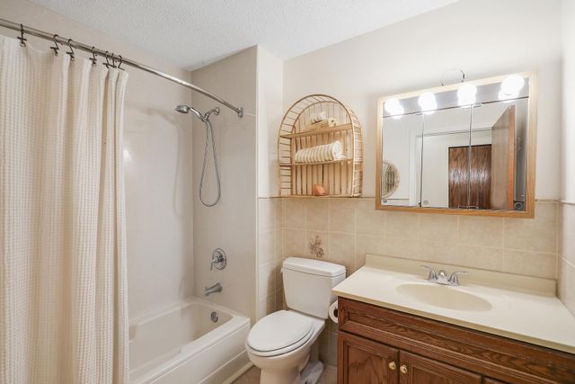 1791 Morgan Avenue, Saint Paul, MN 55116