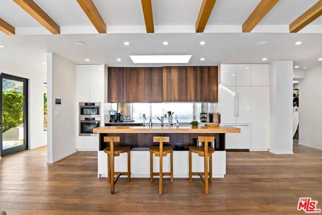 27120 Sea Vista Drive 3, Malibu, CA 90265