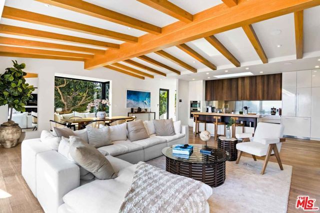 27120 Sea Vista Drive 3, Malibu, CA 90265