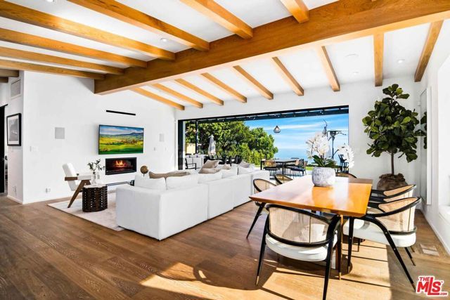 27120 Sea Vista Drive 3, Malibu, CA 90265