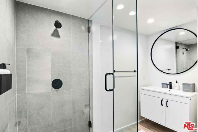 27120 Sea Vista Drive 3, Malibu, CA 90265