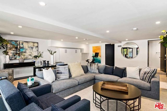 27120 Sea Vista Drive 3, Malibu, CA 90265