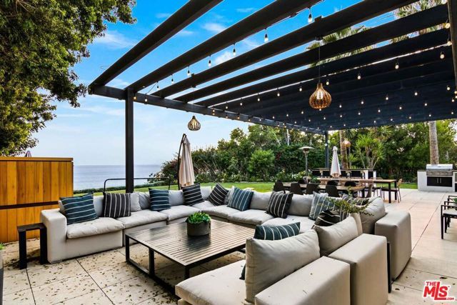 27120 Sea Vista Drive 3, Malibu, CA 90265