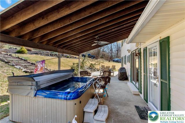 1495 Morgan Hill Road, Easton, PA 18042