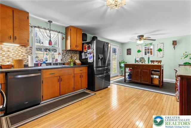 1495 Morgan Hill Road, Easton, PA 18042