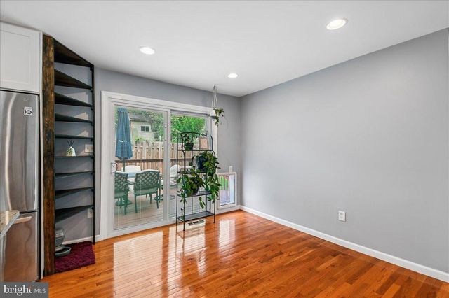 6004 QUEENS CHAPEL RD, Hyattsville, MD 20782