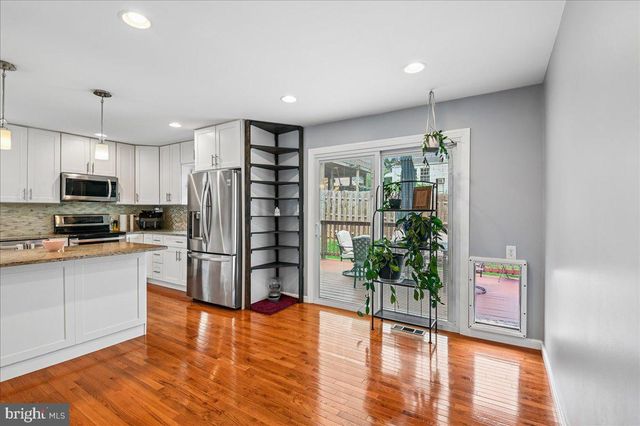 6004 QUEENS CHAPEL RD, Hyattsville, MD 20782