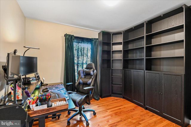 6004 QUEENS CHAPEL RD, Hyattsville, MD 20782