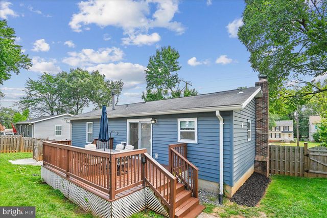 6004 QUEENS CHAPEL RD, Hyattsville, MD 20782