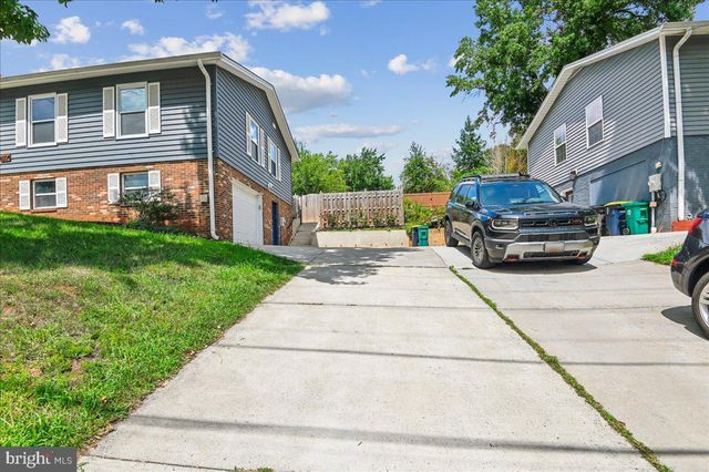 6004 QUEENS CHAPEL RD, Hyattsville, MD 20782