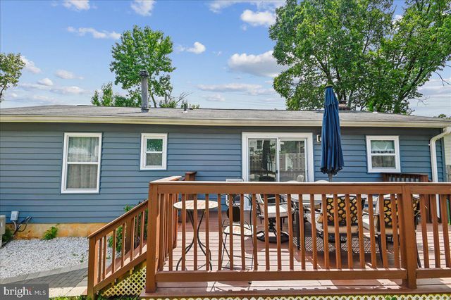 6004 QUEENS CHAPEL RD, Hyattsville, MD 20782