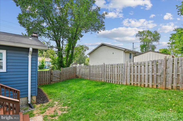 6004 QUEENS CHAPEL RD, Hyattsville, MD 20782