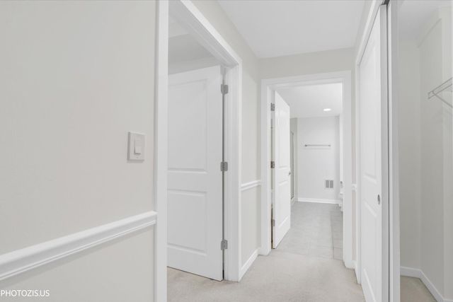 425 Benjamin Drive 207, Vernon Hills, IL 60061