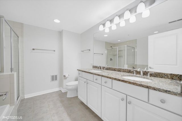 425 Benjamin Drive 207, Vernon Hills, IL 60061