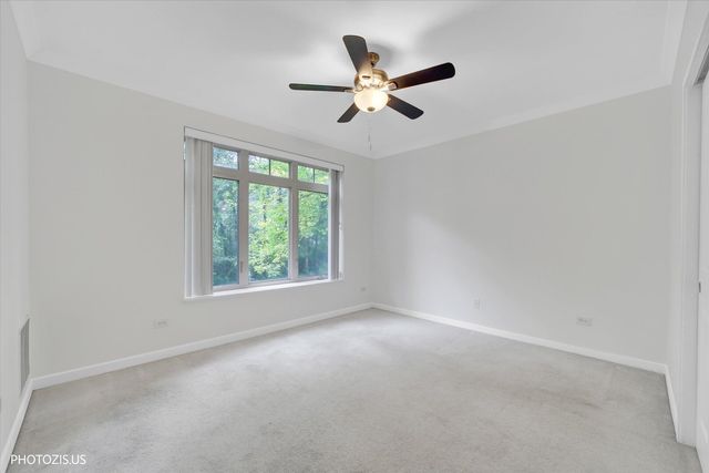 425 Benjamin Drive 207, Vernon Hills, IL 60061