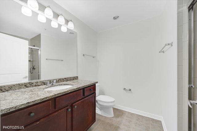 425 Benjamin Drive 207, Vernon Hills, IL 60061
