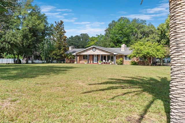 298-300 ORANGE AVENUE, St Cloud, FL 34769