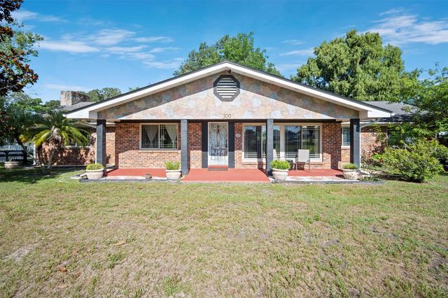 298-300 ORANGE AVENUE, St Cloud, FL 34769