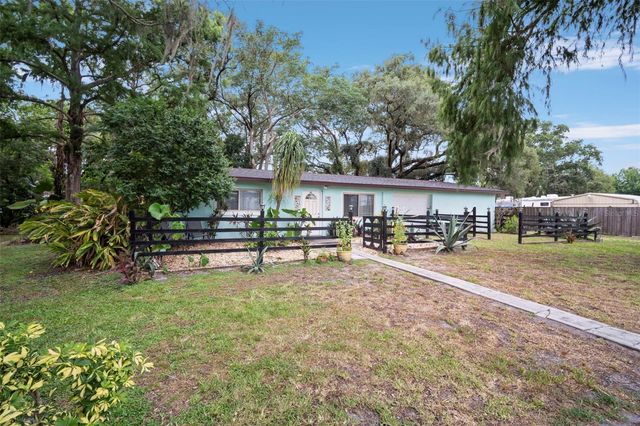 298-300 ORANGE AVENUE, St Cloud, FL 34769