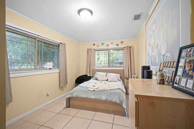 298-300 ORANGE AVENUE, St Cloud, FL 34769