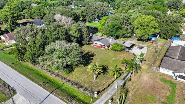 298-300 ORANGE AVENUE, St Cloud, FL 34769