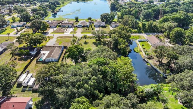 298-300 ORANGE AVENUE, St Cloud, FL 34769