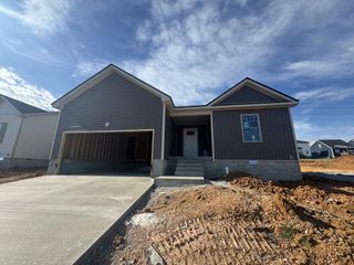1433 Isaiah Dr, Clarksville, TN 37042